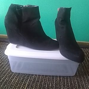Black suede Jessica Simpson booties